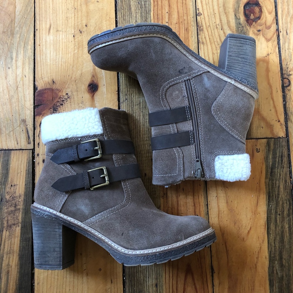 White Mountain Winter Booties Size 7